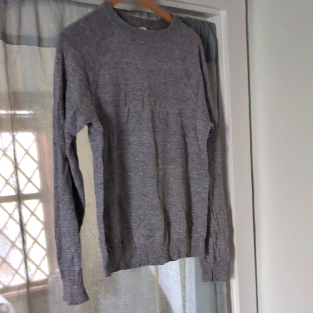 H&M Gray Crewneck Sweater with Ribbed Details